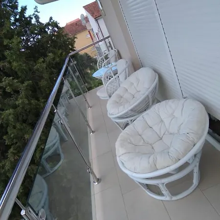 Appartement Nika's View